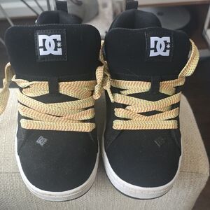 DC Kids Black Sneakers with Yellow Striped Laces